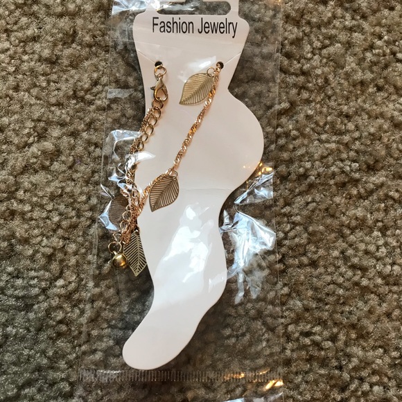 NEW “Leaf” anklet - Picture 3 of 5